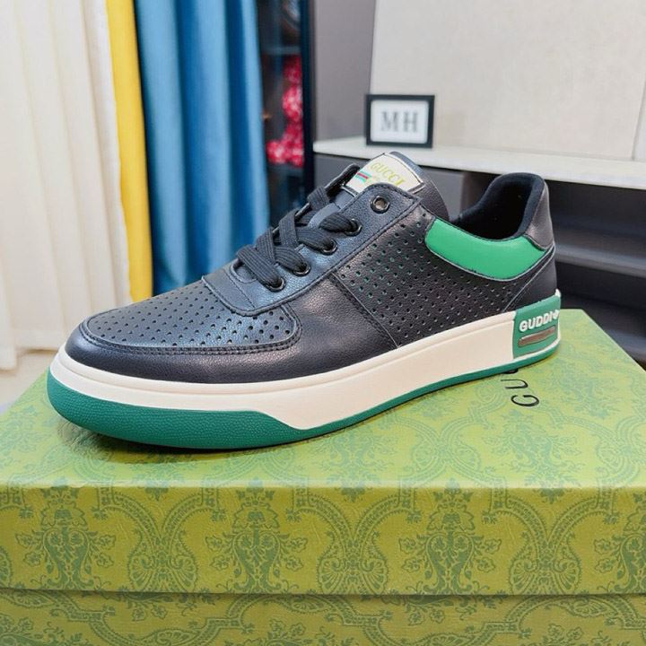 G*u*i casual shoes